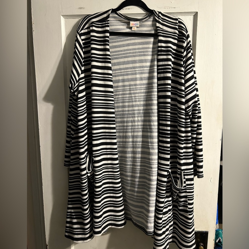 Lularoe Caroline